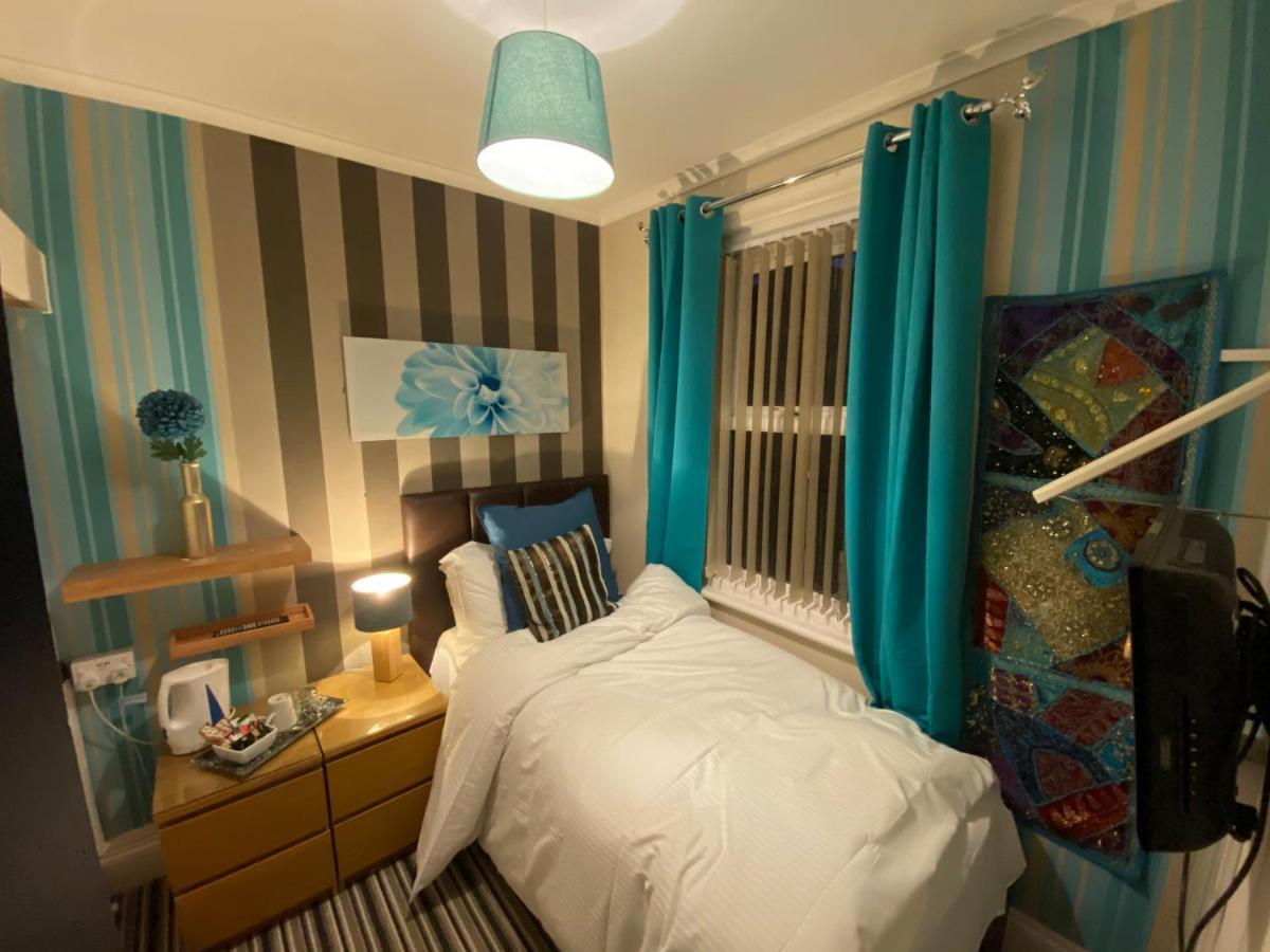 بلاكبول Delovely Hotel المظهر الخارجي الصورة