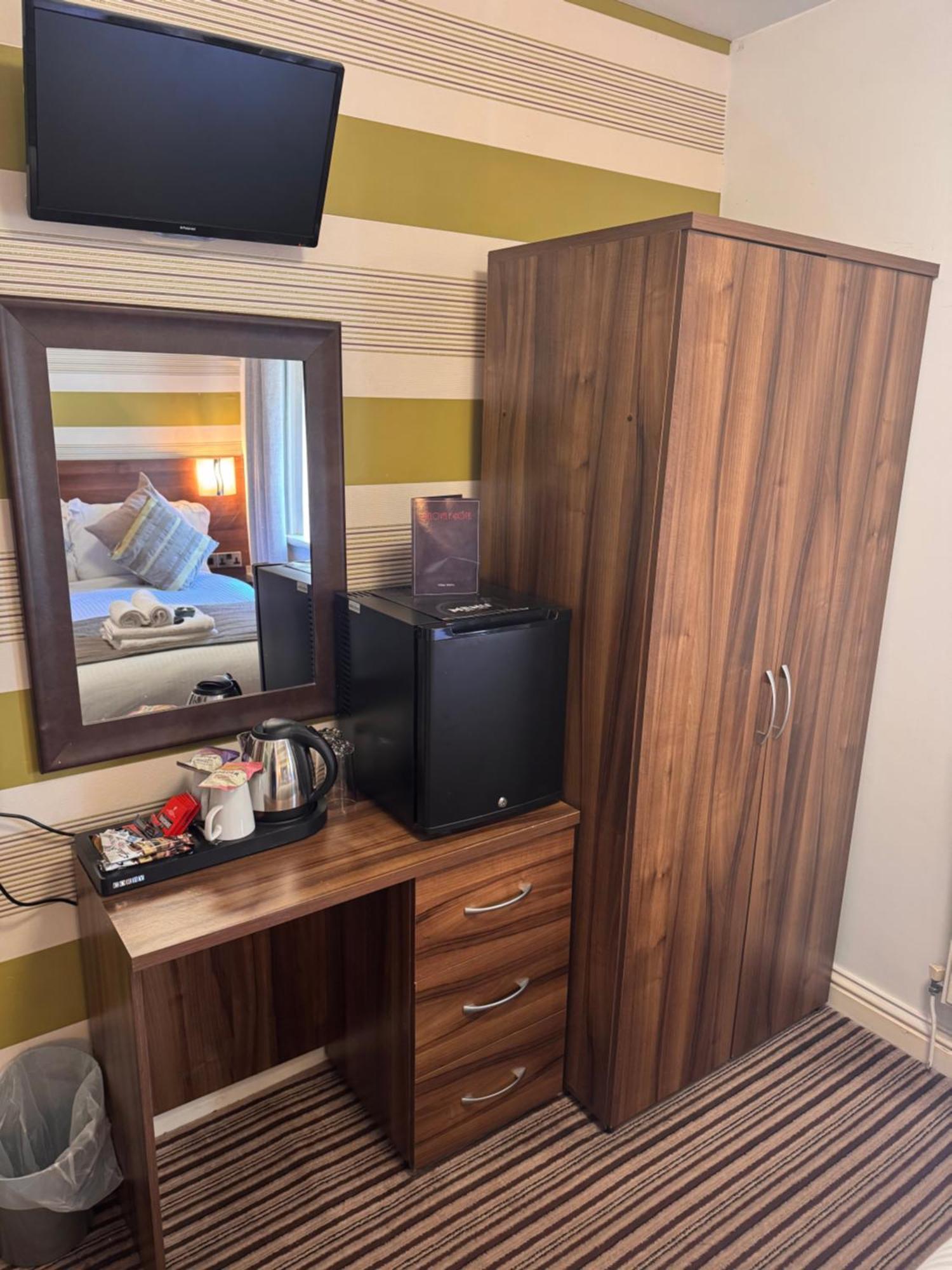 بلاكبول Delovely Hotel المظهر الخارجي الصورة